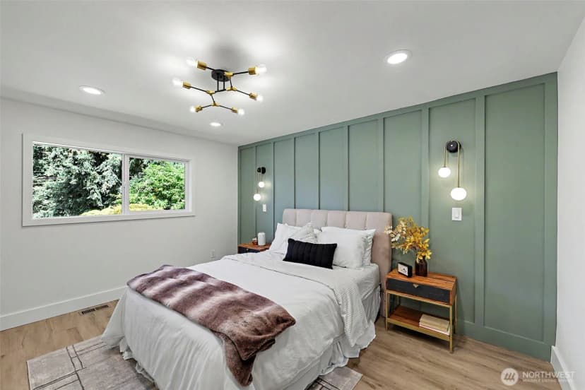 Property photo for 7017 Ne 55th Place, Kenmore photo 12
