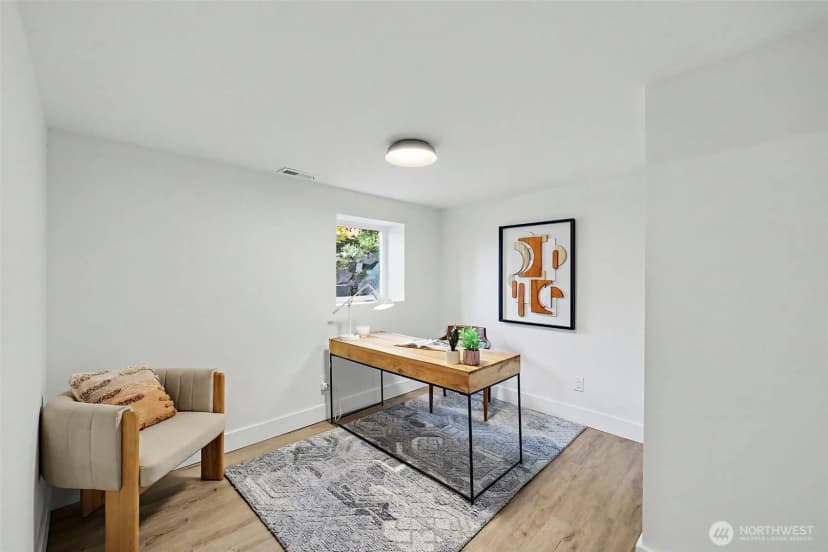 Property photo for 7017 Ne 55th Place, Kenmore photo 21