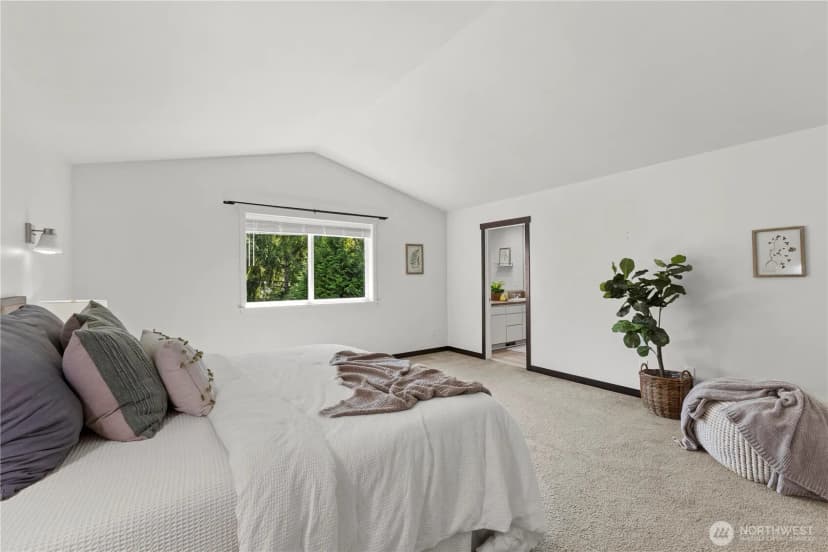 Property photo for 420 Barry Loop, Mount Vernon photo 17