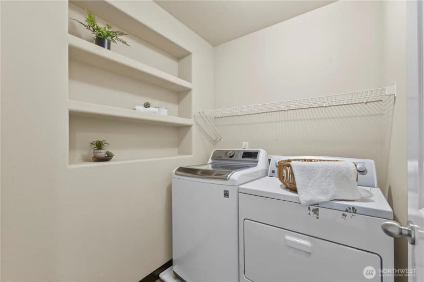 Property photo for 420 Barry Loop, Mount Vernon photo 25