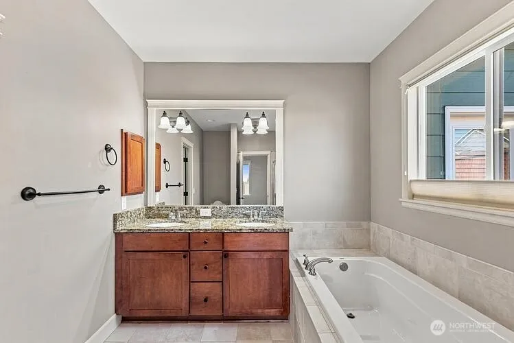 Property photo for 5264 S 285th Street, Auburn photo 11
