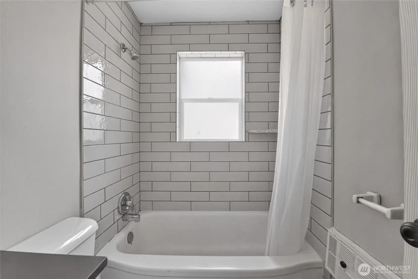 Property photo for 67 G Street Se, Ephrata photo 12