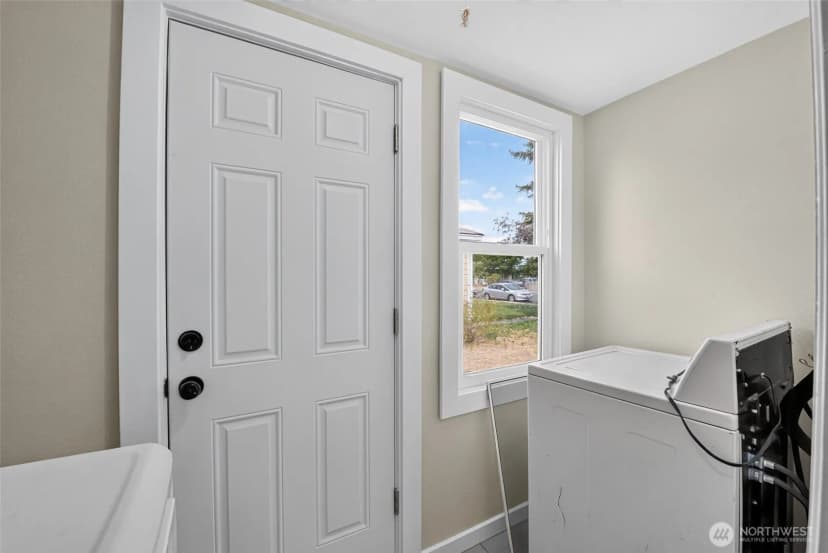 Property photo for 67 G Street Se, Ephrata photo 14