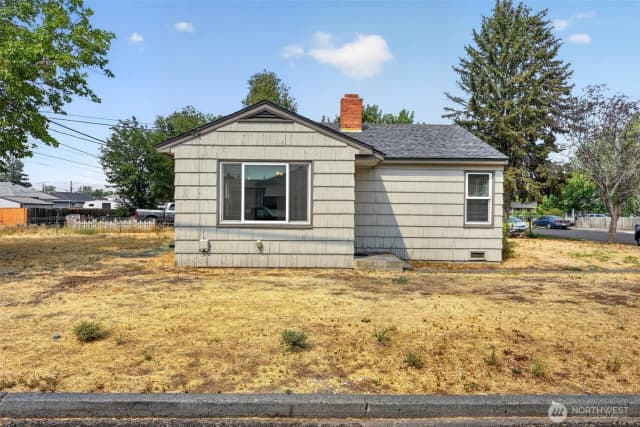 Property photo for 67 G Street Se, Ephrata photo 2