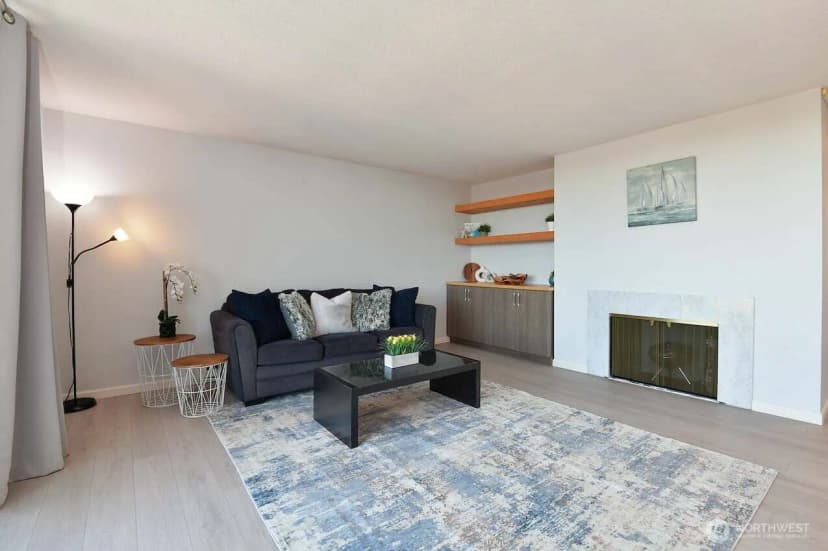 Property photo for 4540 8th Avenue Ne #1605, Seattle photo 6