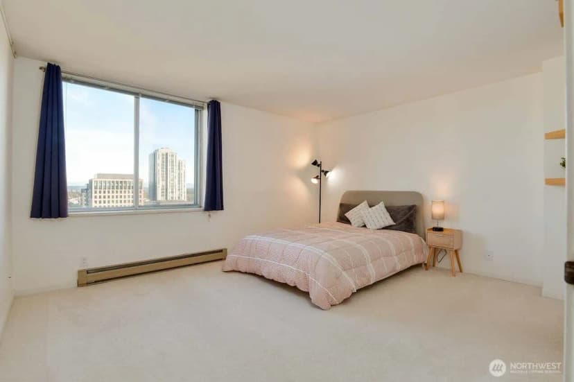 Property photo for 4540 8th Avenue Ne #1605, Seattle photo 12