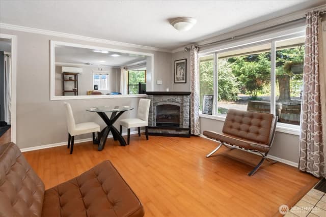 Property photo for 1331 N 121st Street, Seattle photo 5