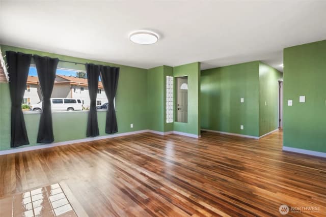 Property photo for 2015 Adams Street, Shelton photo 4