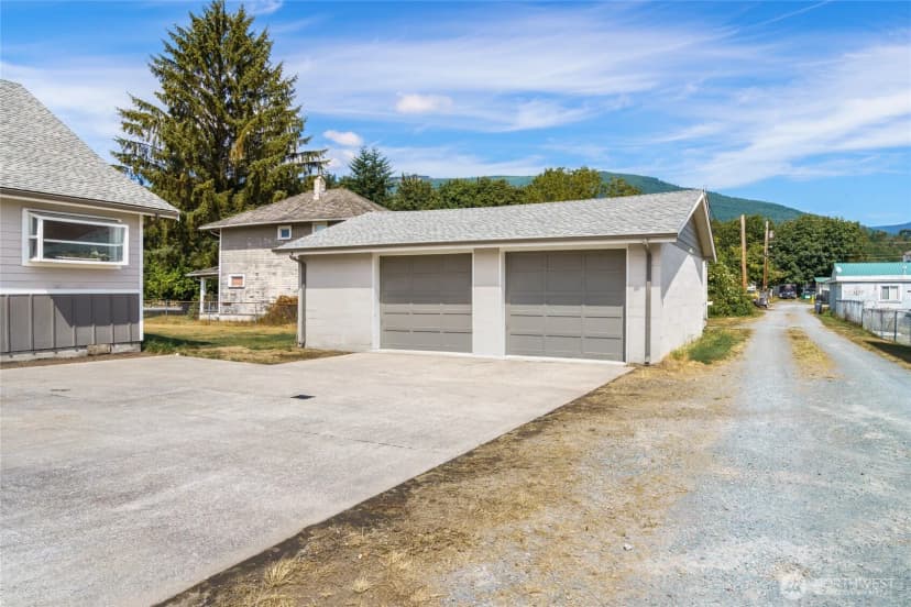 Property photo for 8387 Dyer Street, Lyman photo 35