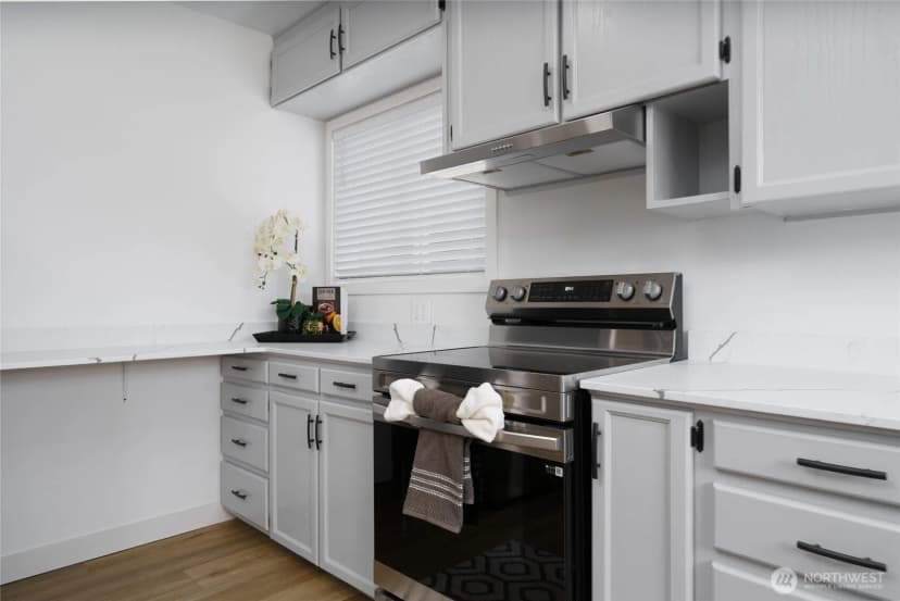 Property photo for 8387 Dyer Street, Lyman photo 15