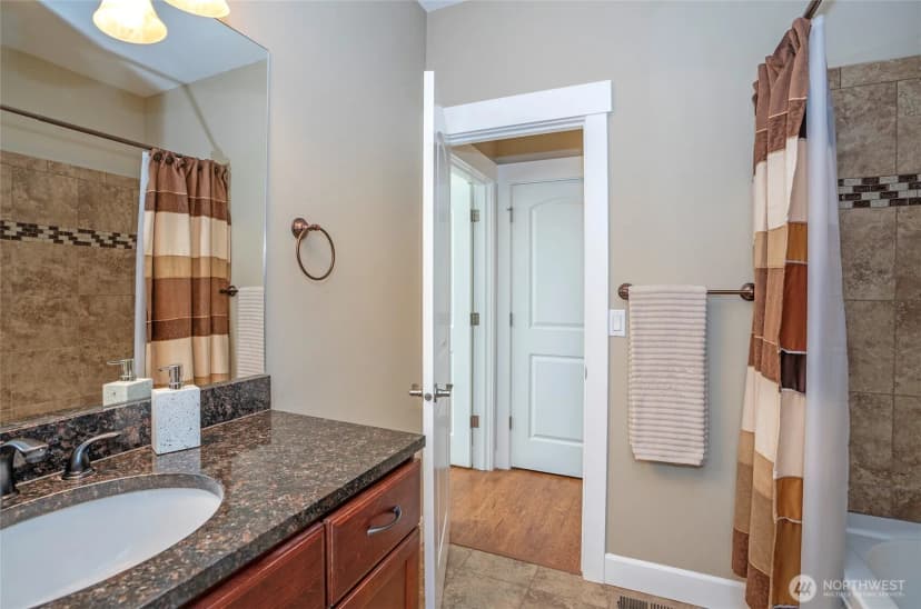 Property photo for 5505 64th Street W, University Place photo 19
