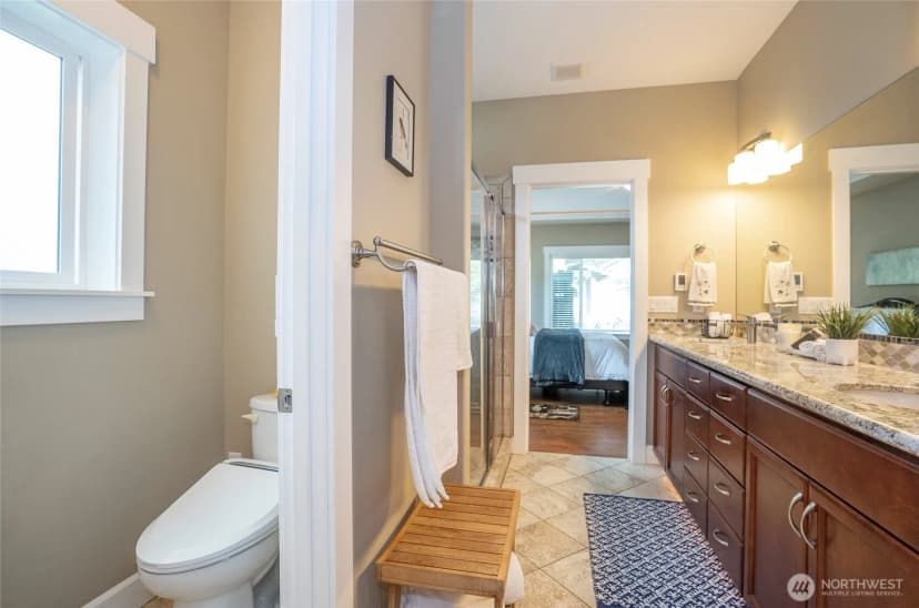 Property photo for 5505 64th Street W, University Place photo 15
