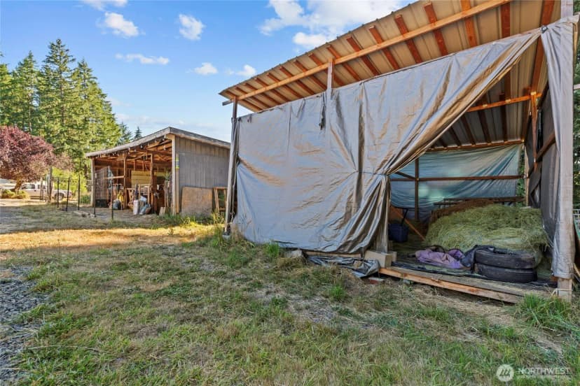 Property photo for 342 Chilvers Road, Chehalis photo 24