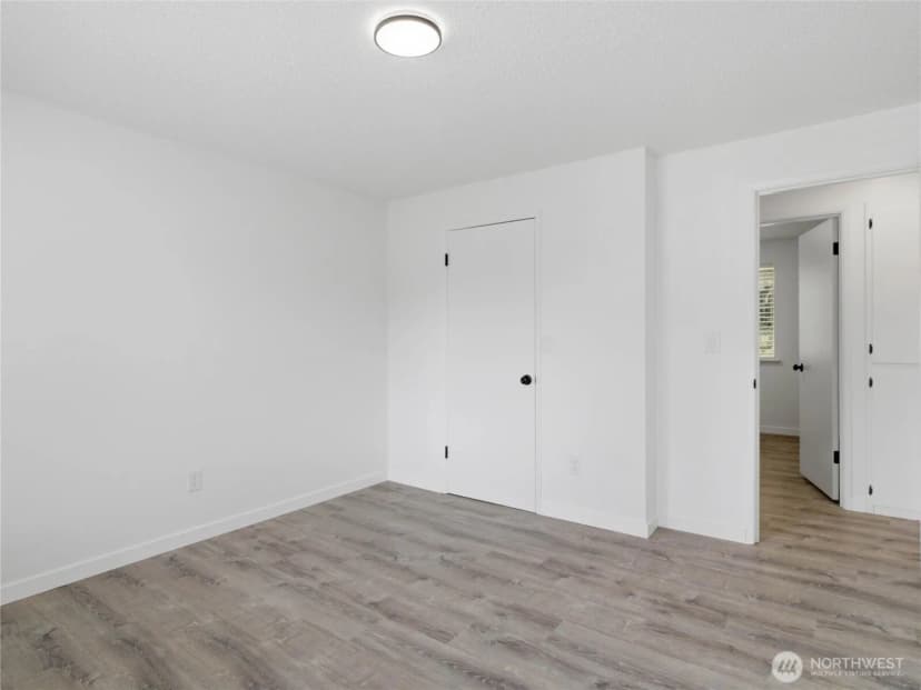 Property photo for 10708 116th Avenue Sw, Lakewood photo 26