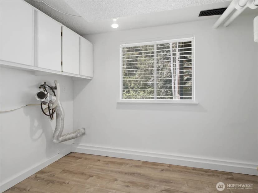 Property photo for 10708 116th Avenue Sw, Lakewood photo 31