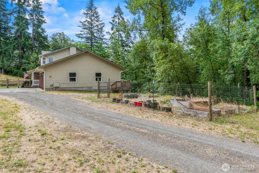 Property photo for 551 Haussler Road, Kelso photo 34