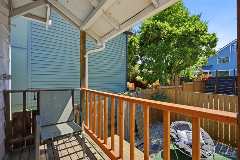 Property photo for 113 Ne 60th Street, Seattle photo 32