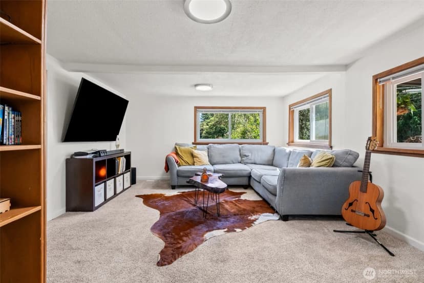 Property photo for 1159 Hazel Avenue Nw, Bremerton photo 6