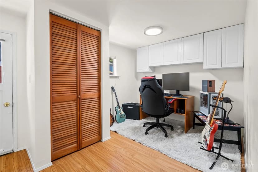 Property photo for 1159 Hazel Avenue Nw, Bremerton photo 12
