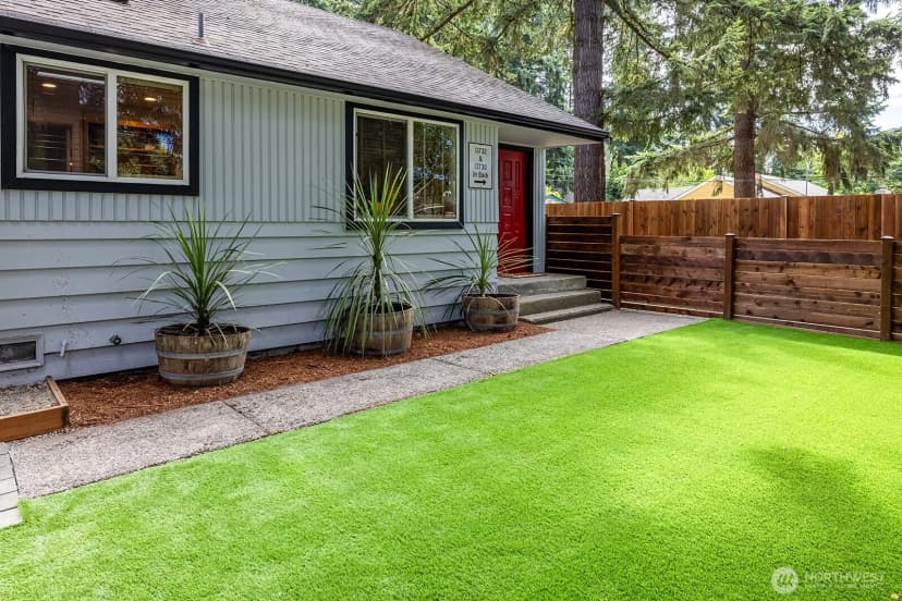 Property photo for 13734 Stone Avenue N, Seattle photo 24