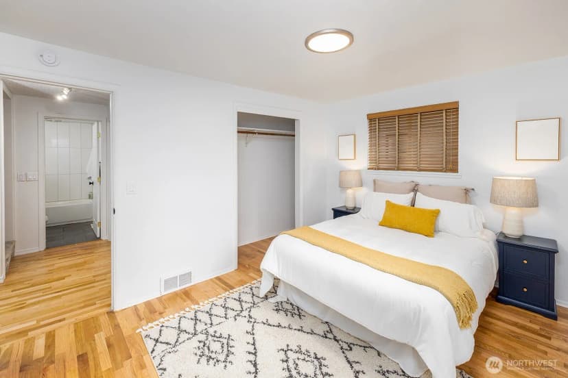 Property photo for 13734 Stone Avenue N, Seattle photo 9