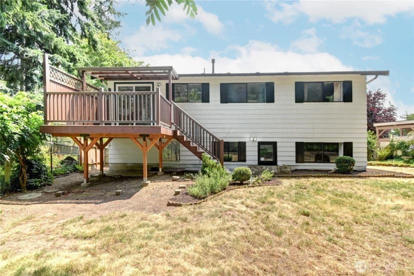 Property photo for 22105 78th Place W, Edmonds photo 31