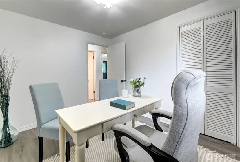 Property photo for 22105 78th Place W, Edmonds photo 12