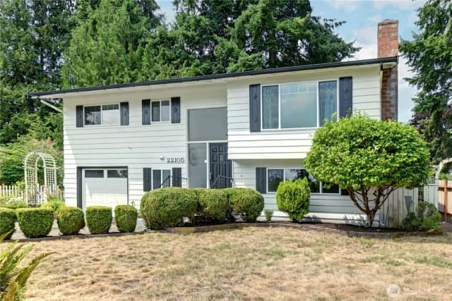 Property photo for 22105 78th Place W, Edmonds photo 3