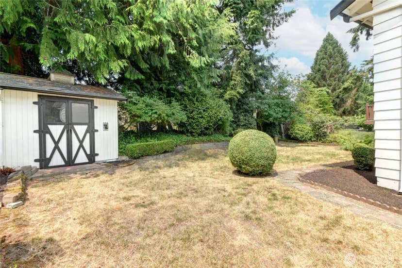 Property photo for 22105 78th Place W, Edmonds photo 34