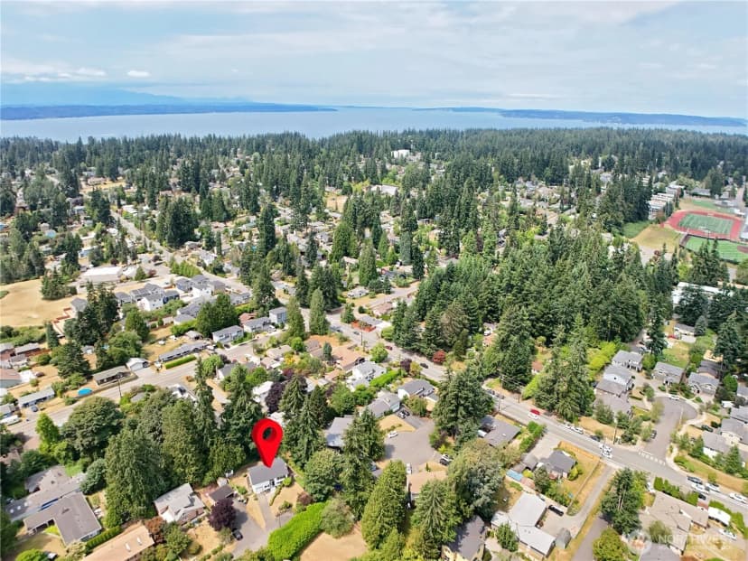 Property photo for 22105 78th Place W, Edmonds photo 36