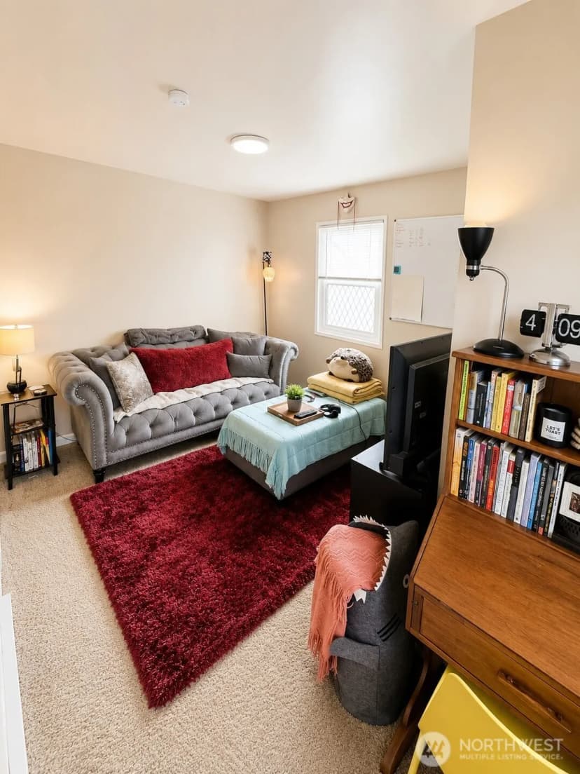 Property photo for 815 15th Avenue E, Seattle photo 12