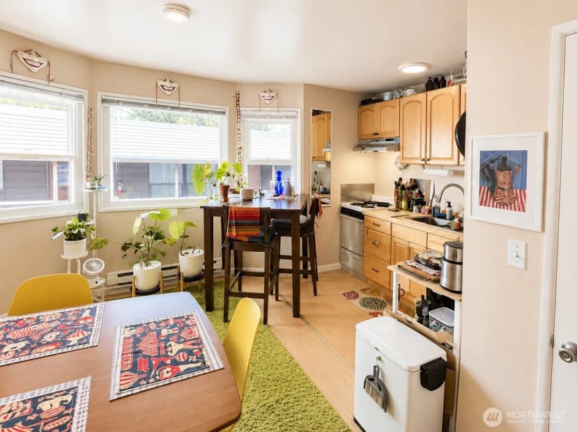 Property photo for 815 15th Avenue E, Seattle photo 7