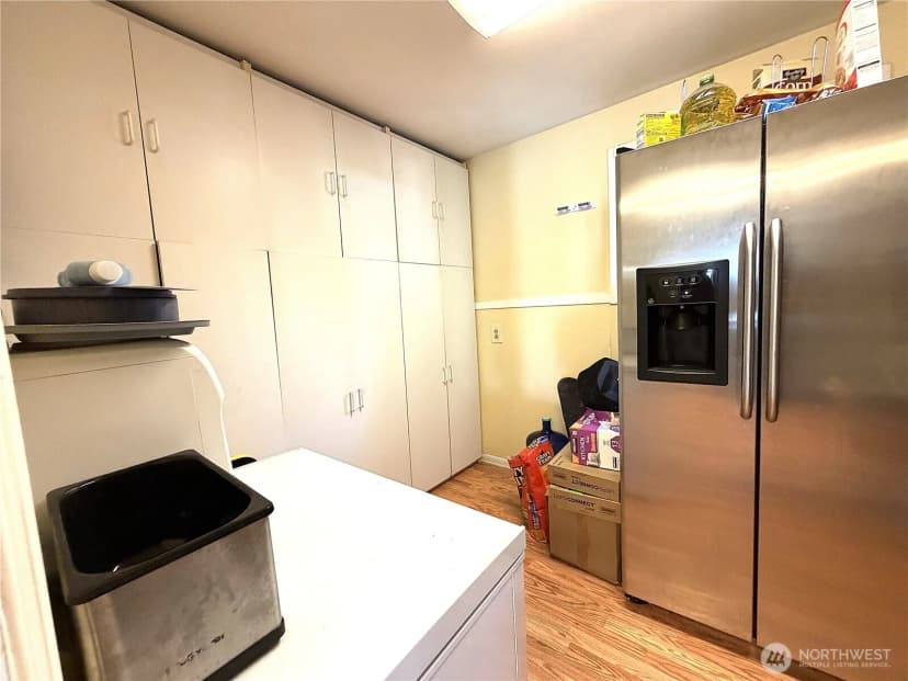 Property photo for 915 Se 4th Ave, Quincy photo 19