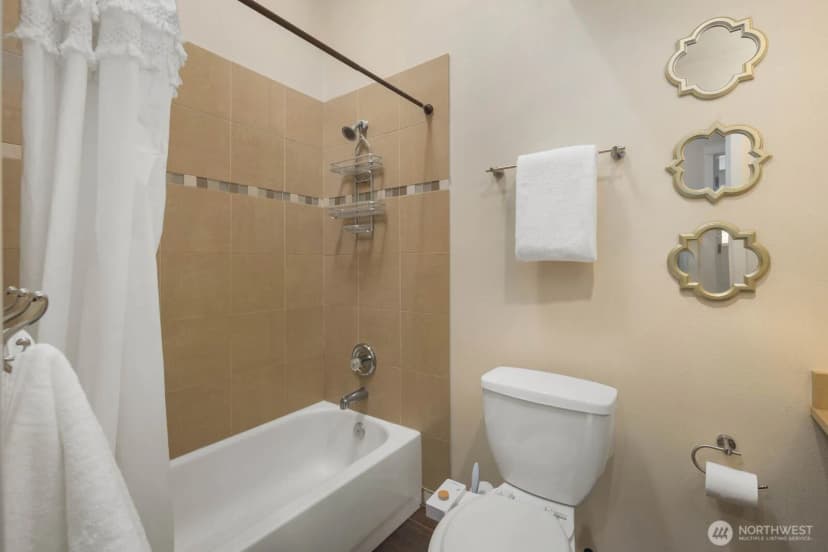 Property photo for 1131 N 93rd Street #6, Seattle photo 22