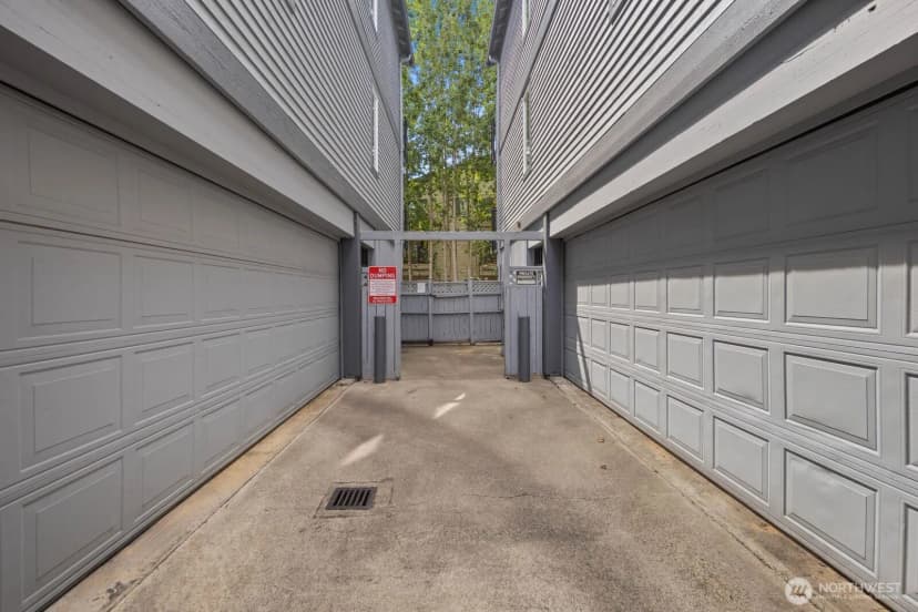 Property photo for 1131 N 93rd Street #6, Seattle photo 28