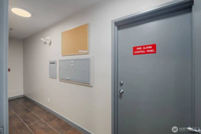 Property photo for 1131 N 93rd Street #6, Seattle photo 27
