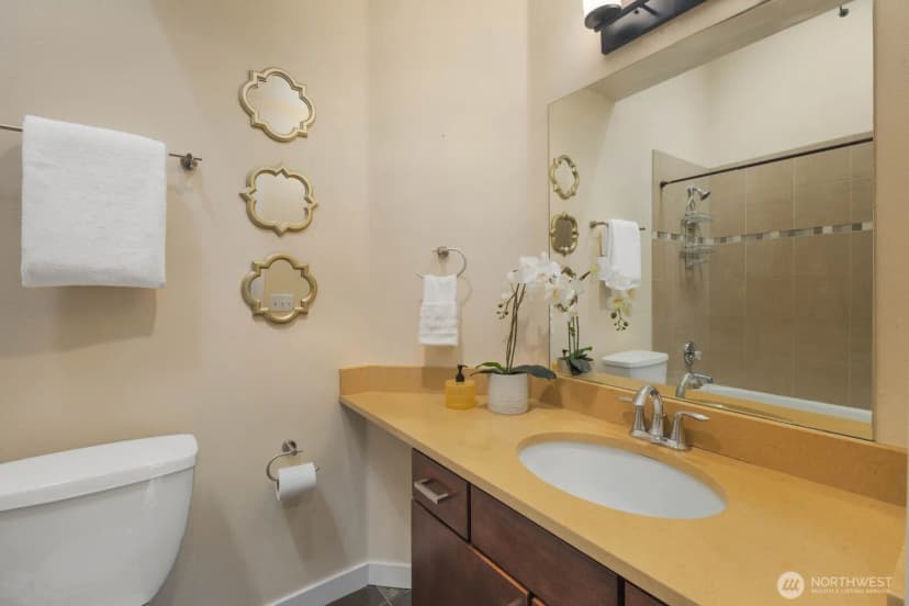 Property photo for 1131 N 93rd Street #6, Seattle photo 21