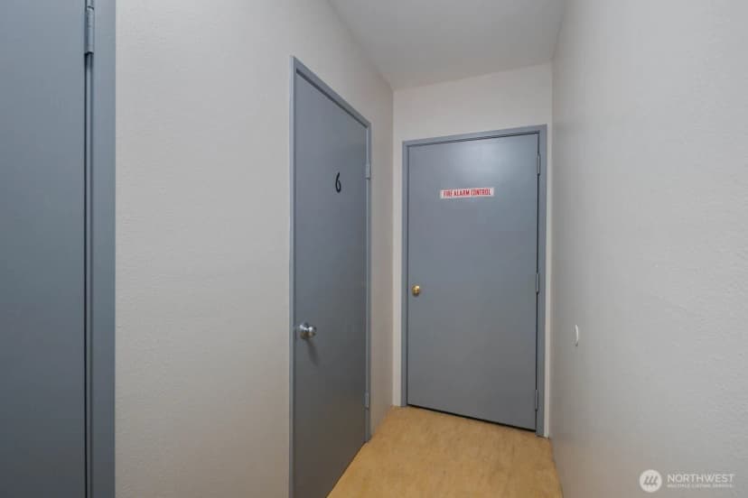 Property photo for 1131 N 93rd Street #6, Seattle photo 23