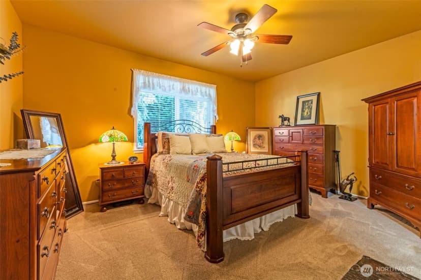 Property photo for 15521 148th Ave Ct E, Orting photo 14