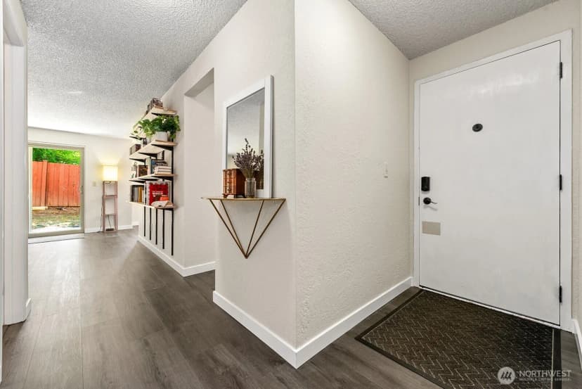 Property photo for 4904 81st Place Sw #105, Mukilteo photo 3