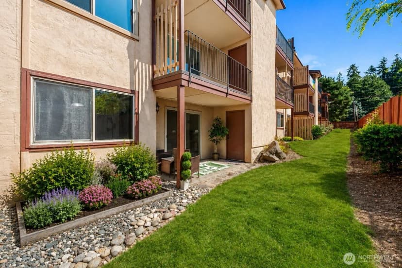 Property photo for 4904 81st Place Sw #105, Mukilteo photo 25