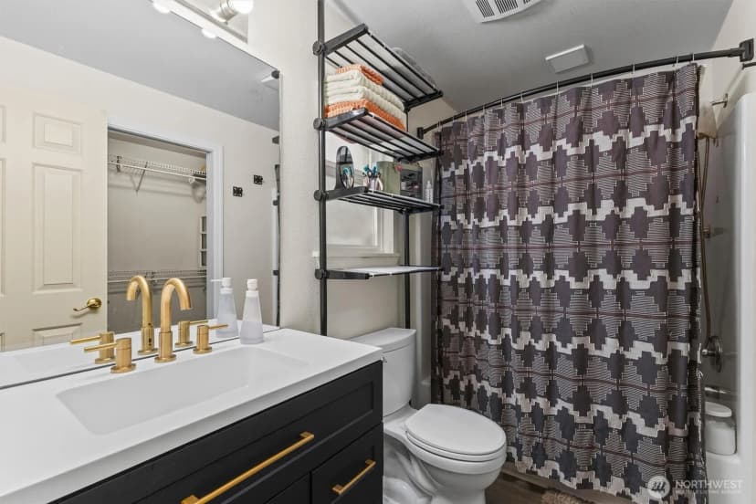 Property photo for 100 S 28th Street, Mount Vernon photo 15
