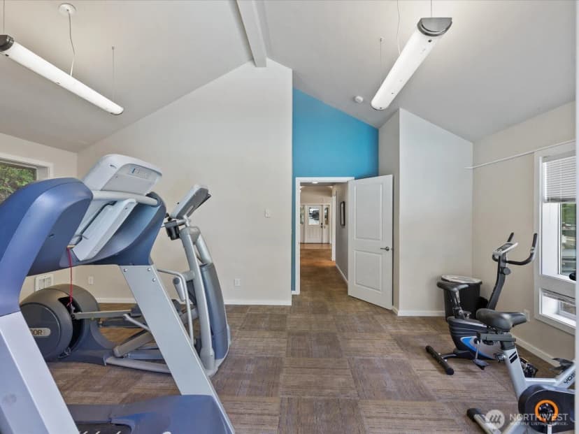 Property photo for 16101 Bothell Everett Hwy #h5, Mill Creek photo 32