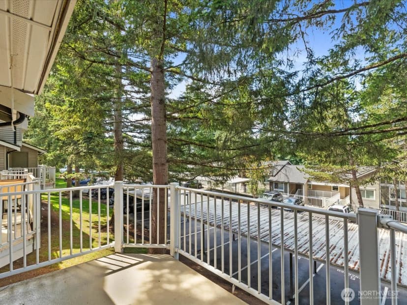 Property photo for 16101 Bothell Everett Hwy #h5, Mill Creek photo 26