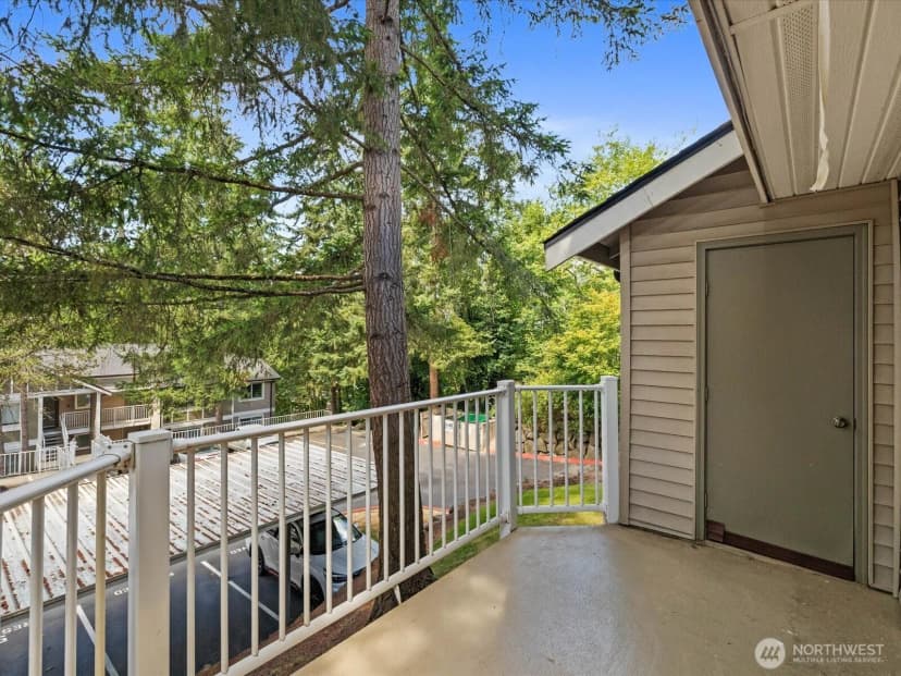 Property photo for 16101 Bothell Everett Hwy #h5, Mill Creek photo 28