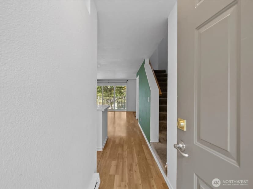 Property photo for 16101 Bothell Everett Hwy #h5, Mill Creek photo 3