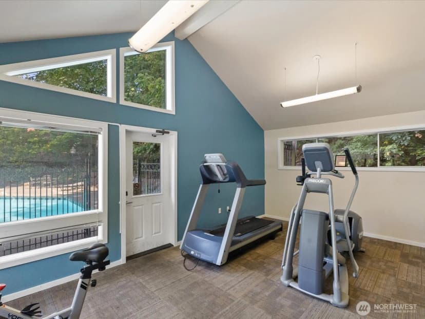 Property photo for 16101 Bothell Everett Hwy #h5, Mill Creek photo 33