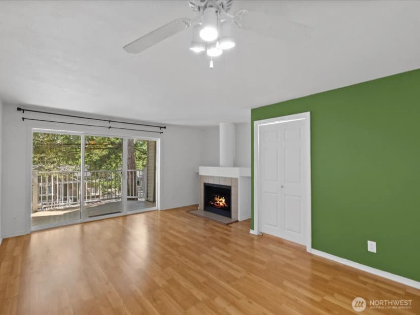 Property photo for 16101 Bothell Everett Hwy #h5, Mill Creek photo 10