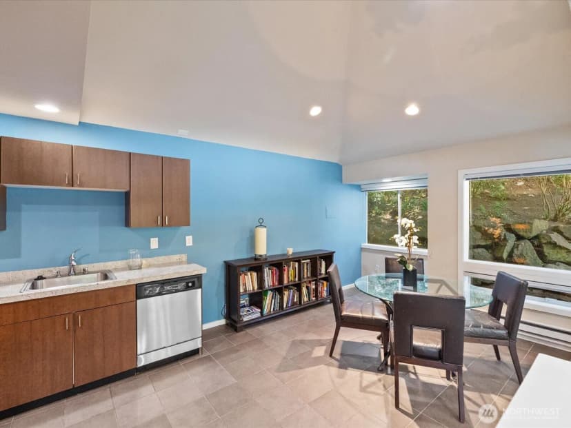 Property photo for 16101 Bothell Everett Hwy #h5, Mill Creek photo 36