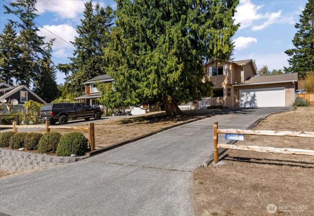 Property photo for 1279 Halsey Drive, Coupeville photo 4